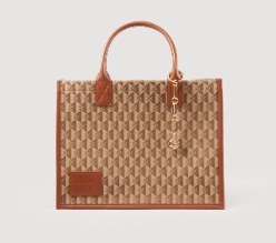 Mi experiencia con los bolsos de Sandro Paris: una elecci&oacute;n entre lo pr&aacute;ctico y lo elegante